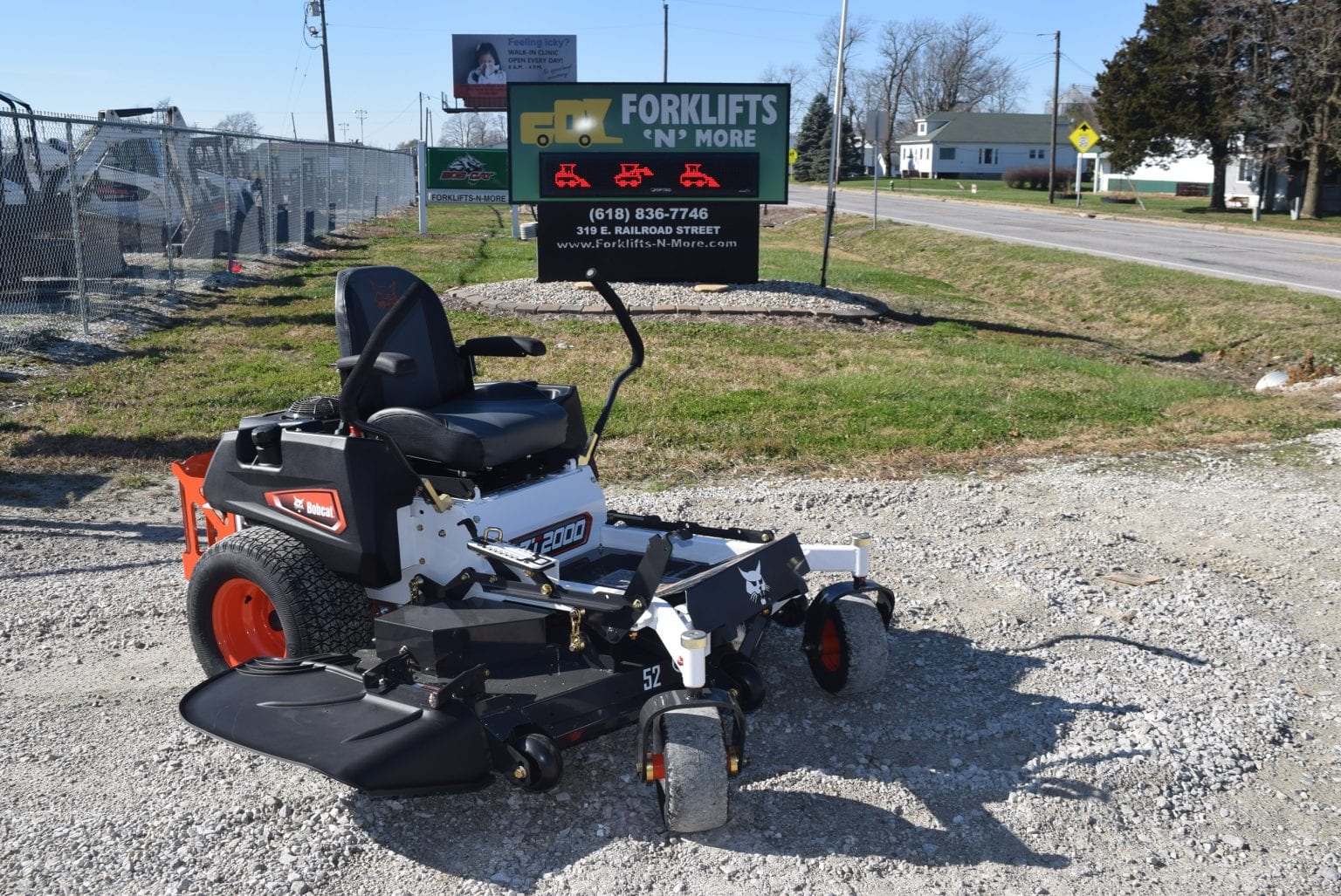 ZT2052SB Bobcat 52″ ZT2000 ZeroTurn Mower 4900 ForkliftsNMore