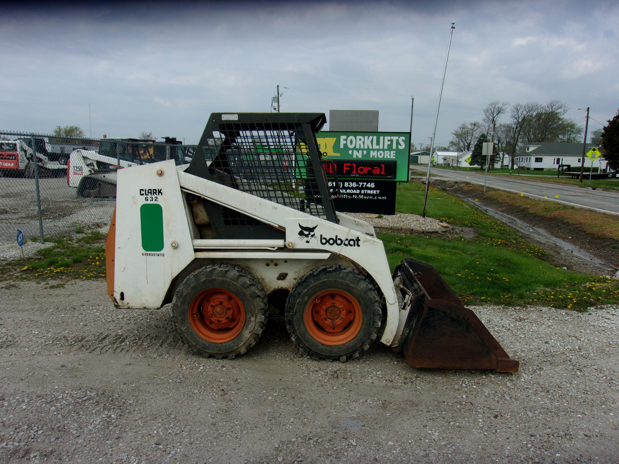 Skid Steers forklifts