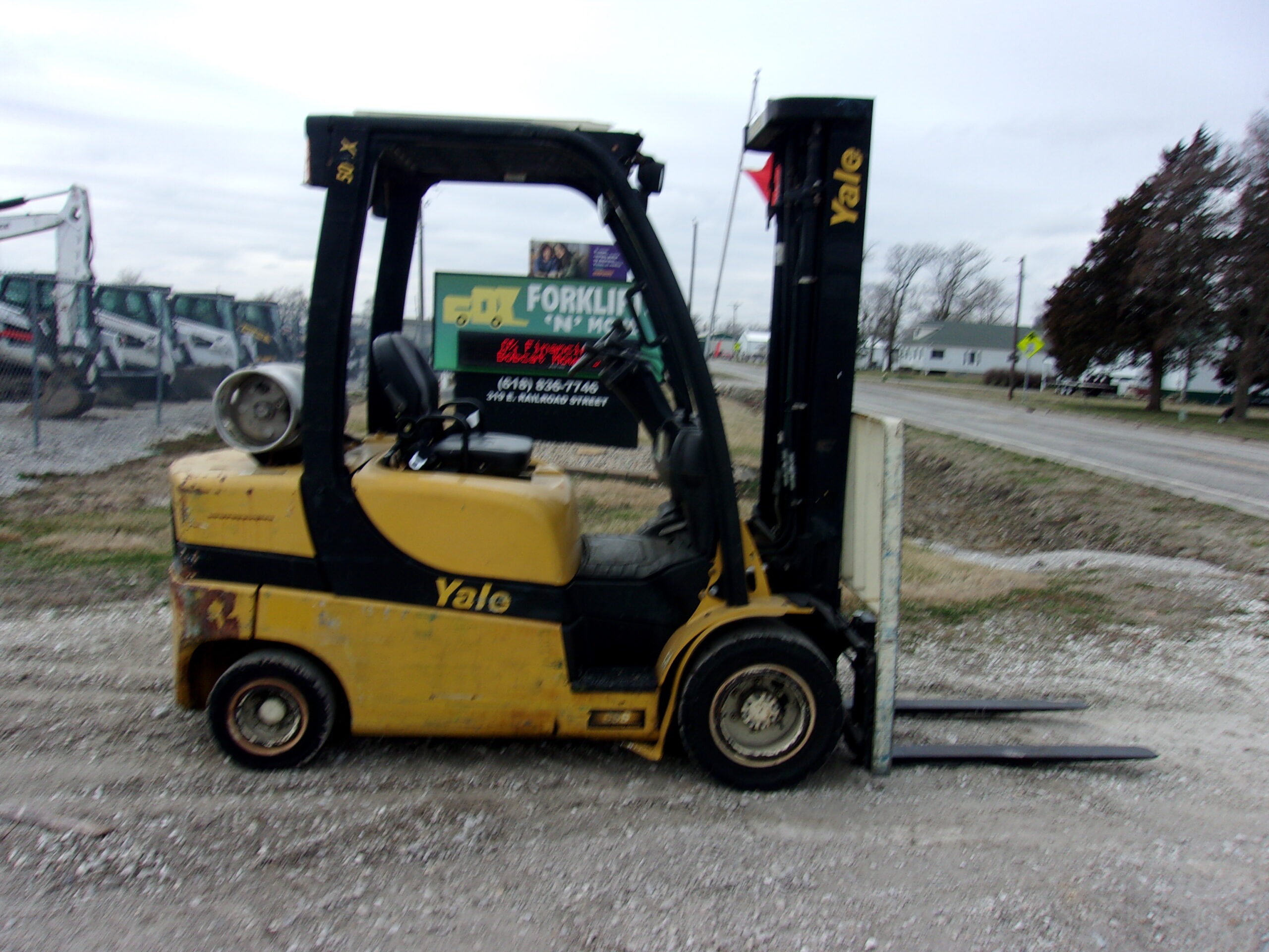 Forklifts ForkliftsNMore